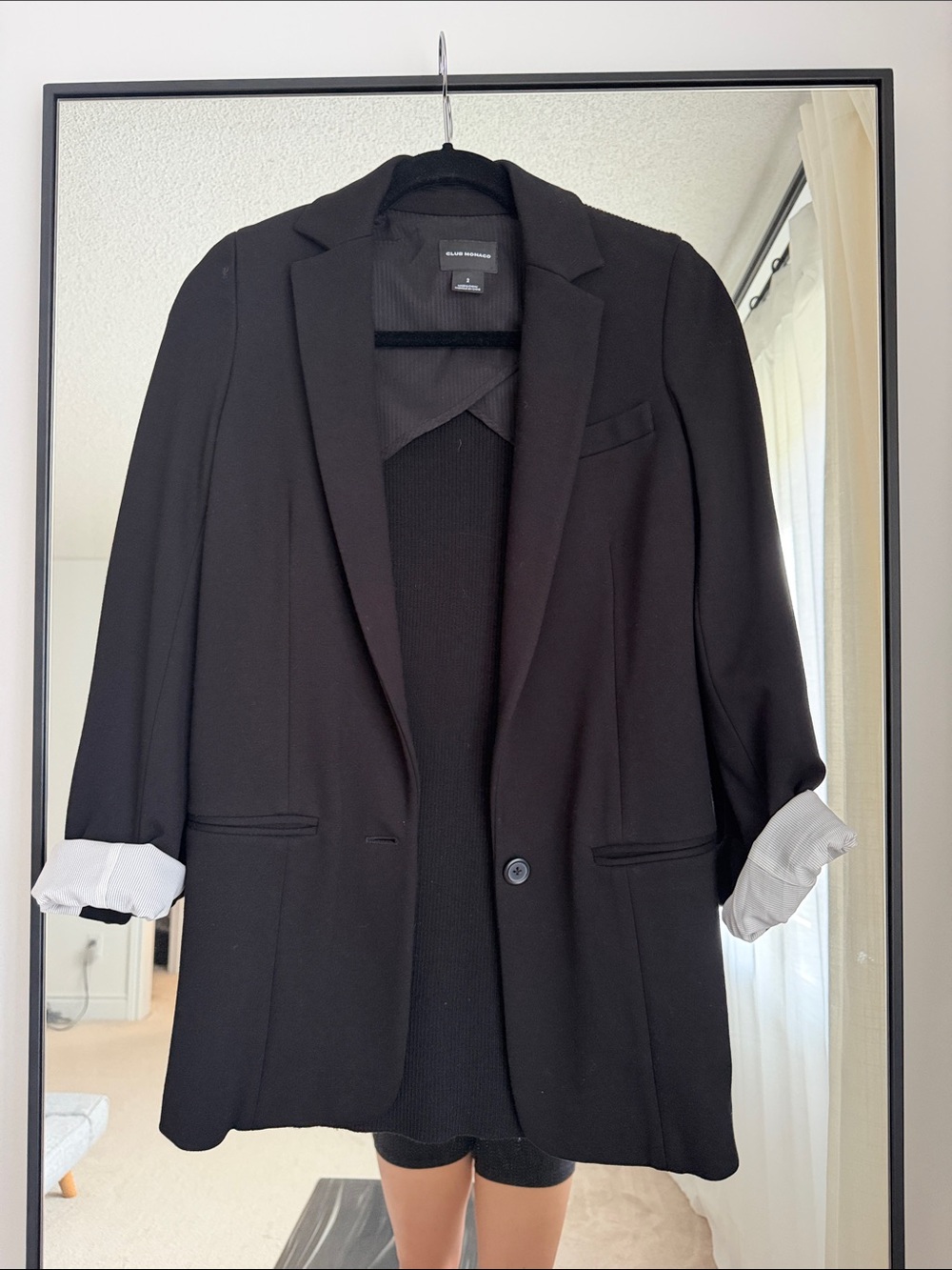 Club Monaco Black Single-Button Relaxed Blazer Comfy Sweater back
